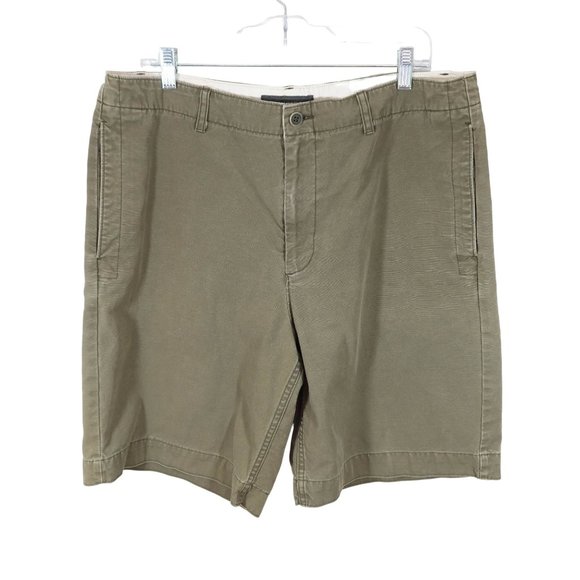 Banana Republic Other - BANANA REPUBLIC Size 36 Vintage Olive Green Cotton Canvas Flat Front Shorts